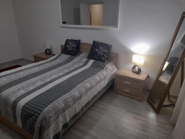 Apartmán New 33 Bacău Exteriér fotografie